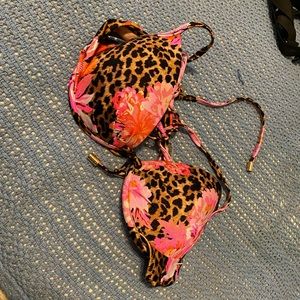Victoria Secret bikini top!